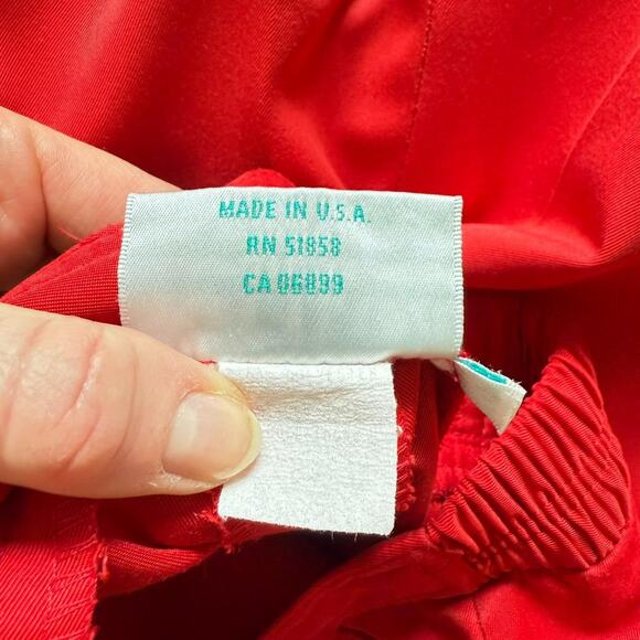 Vintage Lily’s of Beverly Hills Red Pleated Shorts Women’s Sz 8 USA - Picture 6 of 7